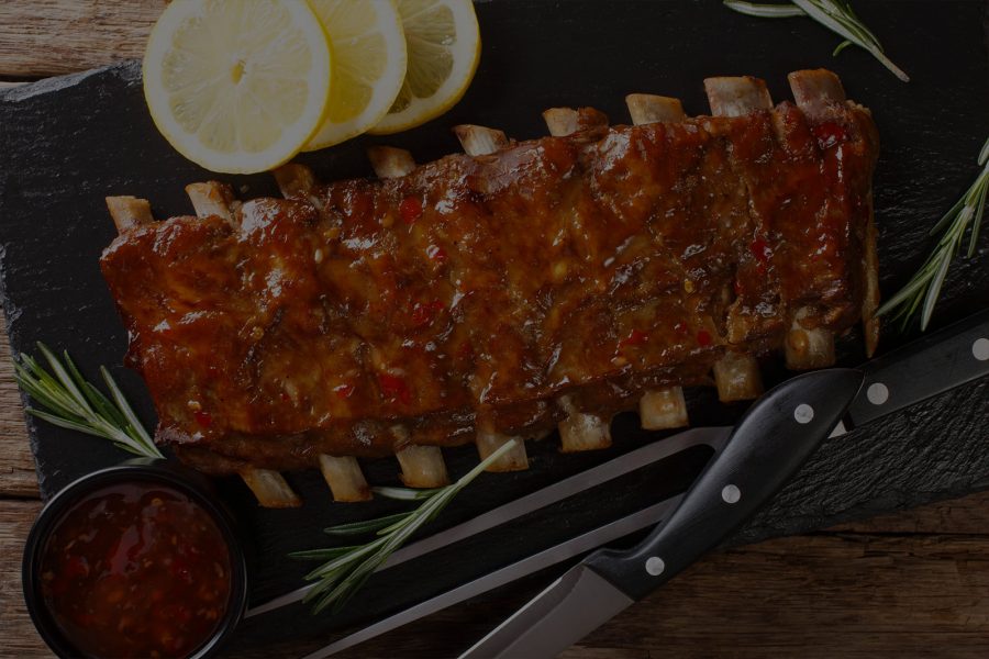 Costine di maiale con salsa BBQ